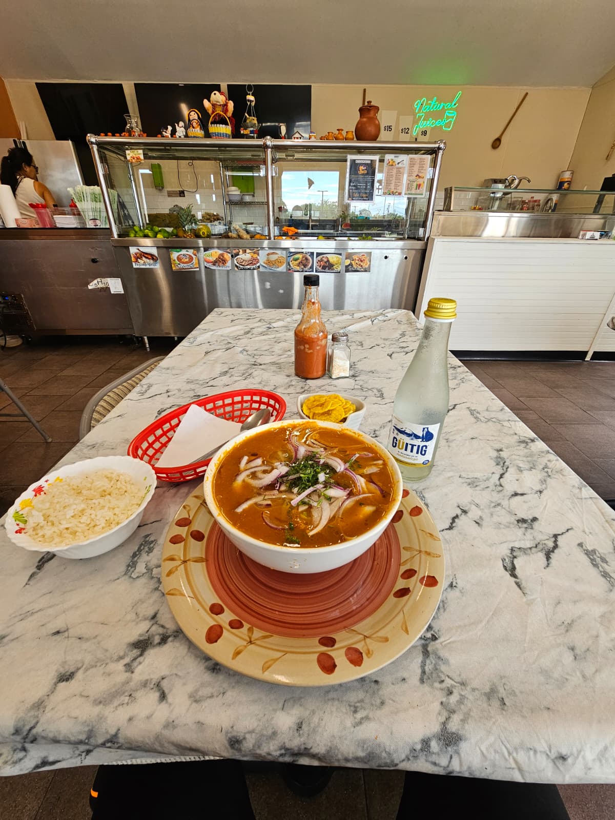 Encebollado Mixto